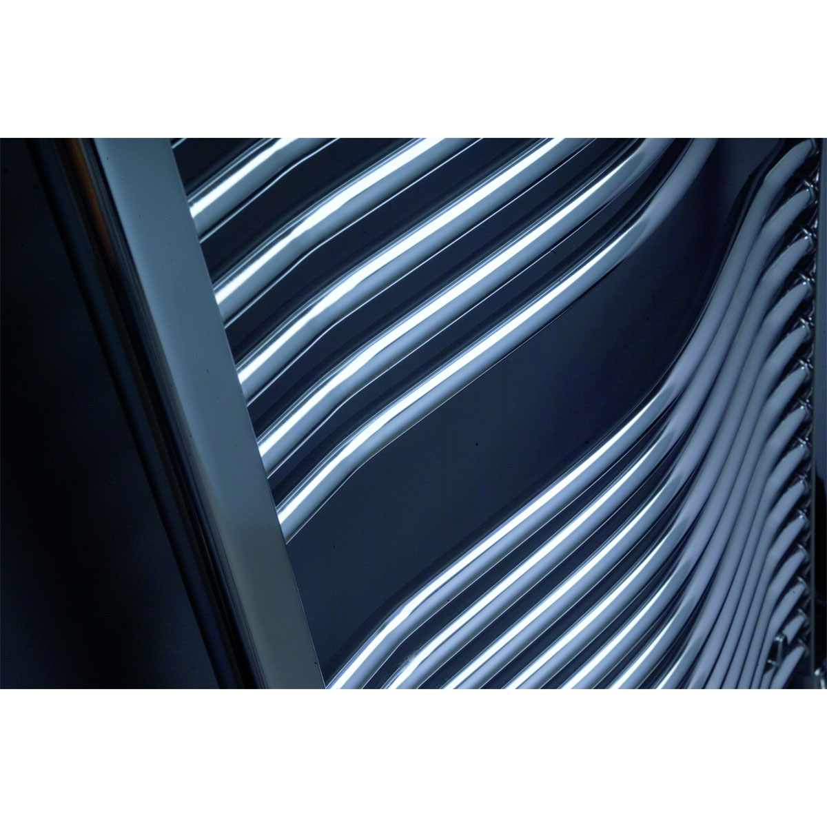 Ximax  Badheizkörper C3 1732 x 600 mm 581 Watt Chrom Bild 2