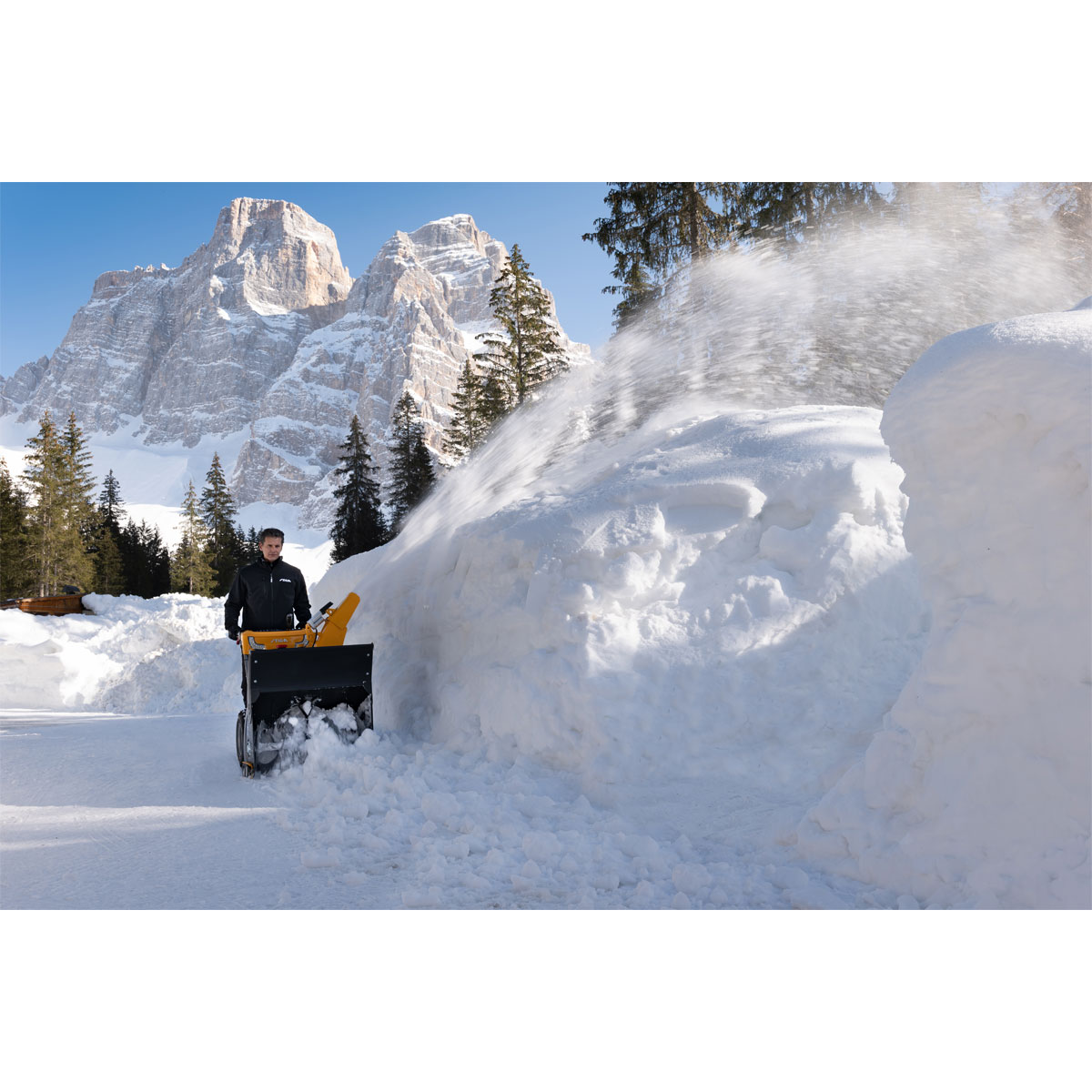 Stiga  Benzin-Schneefräse ST 7276 PH76 cm 9 kW Bild 4