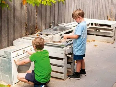 DIY-Matschküche DIY-Matschküche