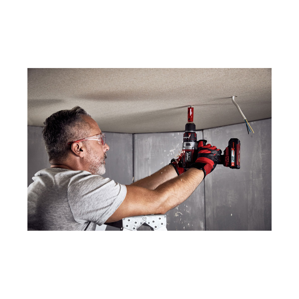 kwb  Löchsäge mit Schaft und Bohrer Durchmesser 29 mm Bild 3