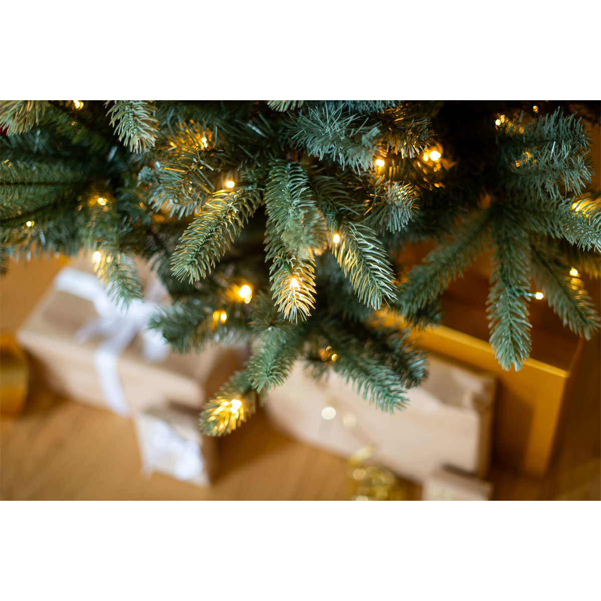 Evergreen Künstlicher Weihnachtsbaum Vermont Fichte inkl. LEDs 150x210cm Grün Bild 6