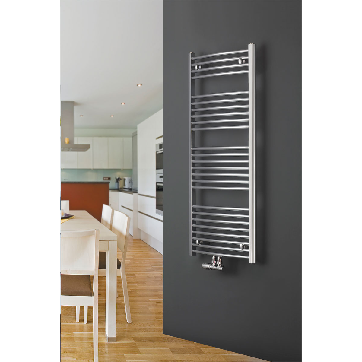 Ximax  Badheizkörper C2 916 x 600 mm 315 Watt Mittenanschluss Chrom