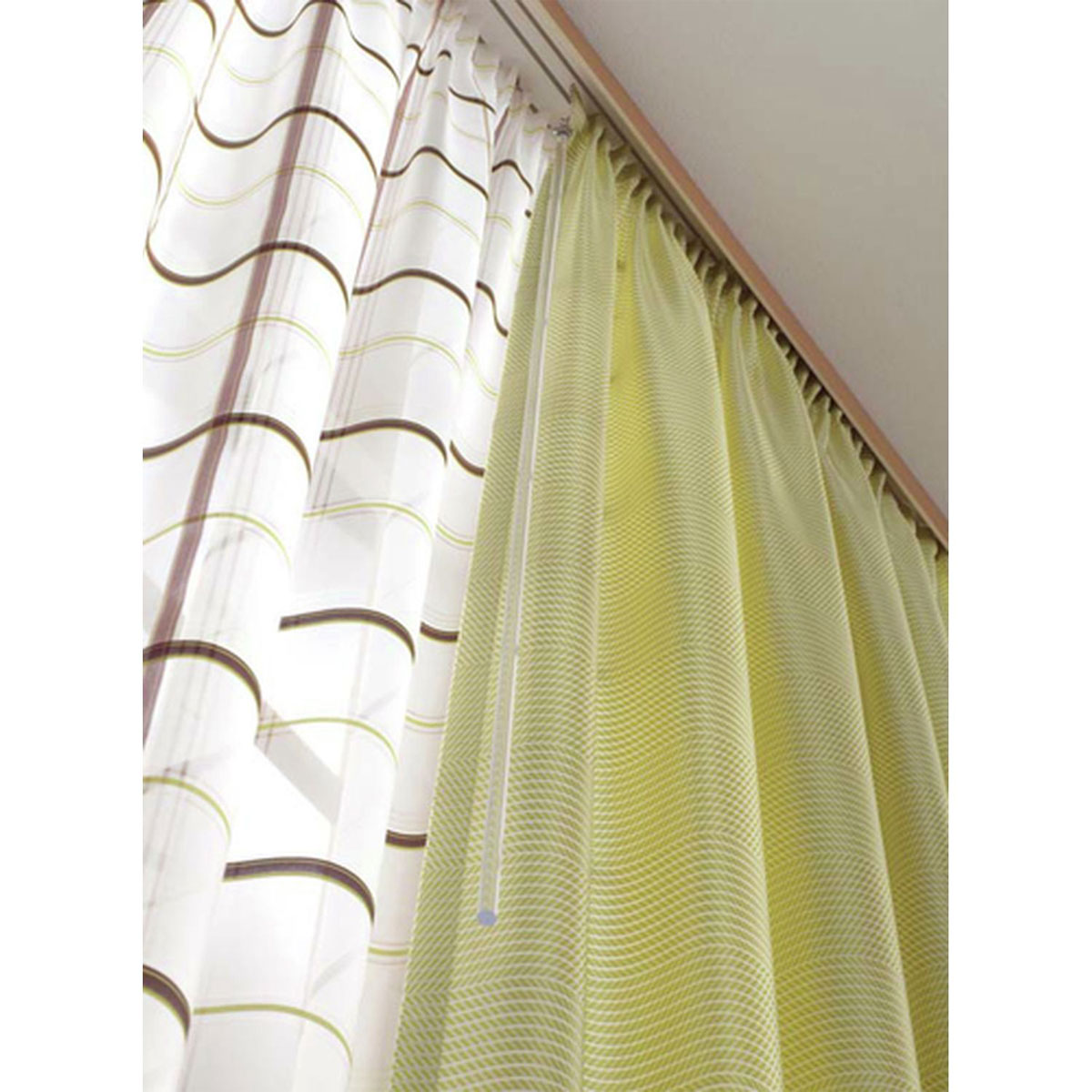 Gardinia Vorhangschiene GE3 120 cm mit Profil für Blendenbefestigung weiß Bild 4