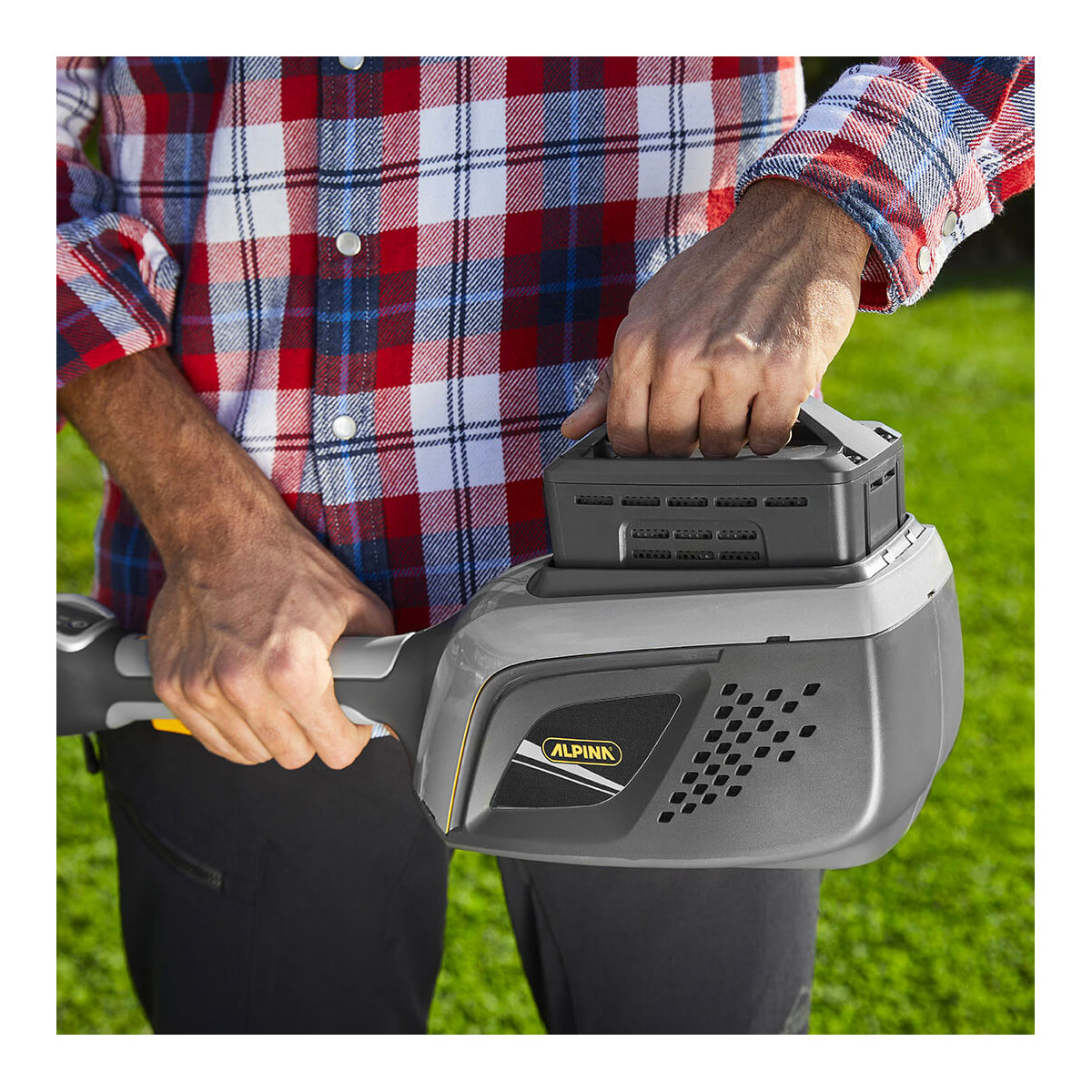 Alpina-Garden Akku-Rasentrimmer ATR 48 Li 48V 3-teilig Bild 4