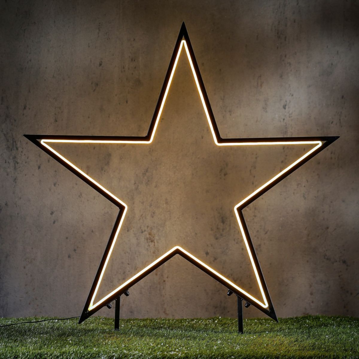 Neon Gartenstecker Stern schwarz mit LED und Timer 60x73 cm