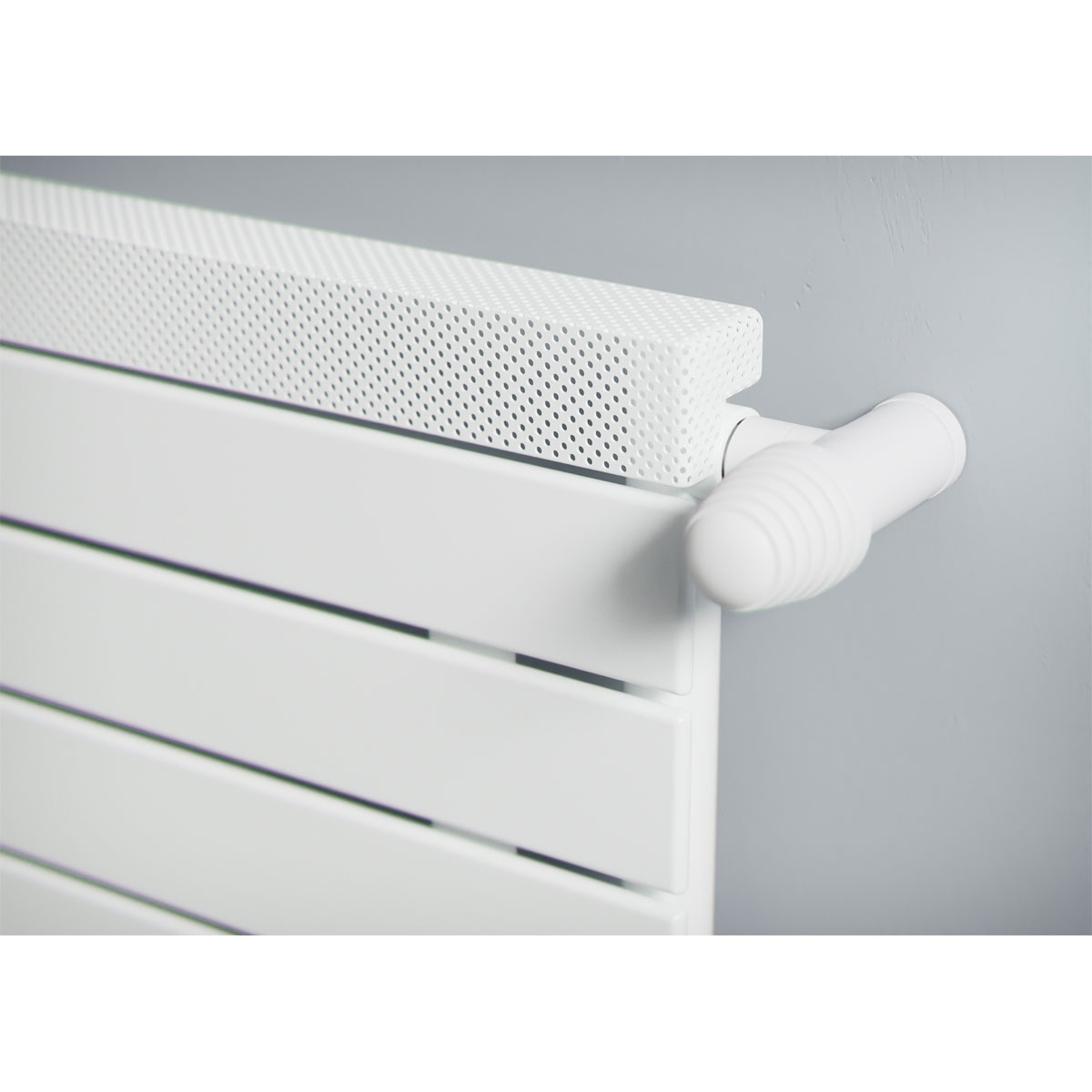 Ximax  Badheizkörper Pep 650 x 600 mm 347 Watt Seitenanschluss Weiß Bild 2