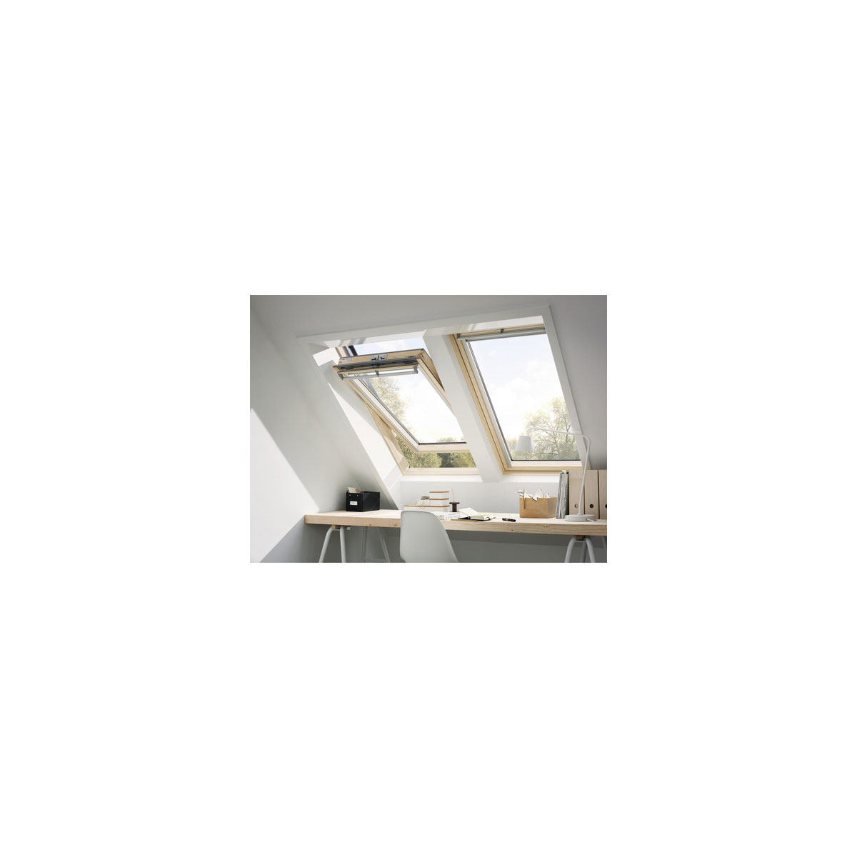 Velux Schwingfenster GGL FK04 3070 klar lack Thermo Alu 66 x 98 cm Bild 1
