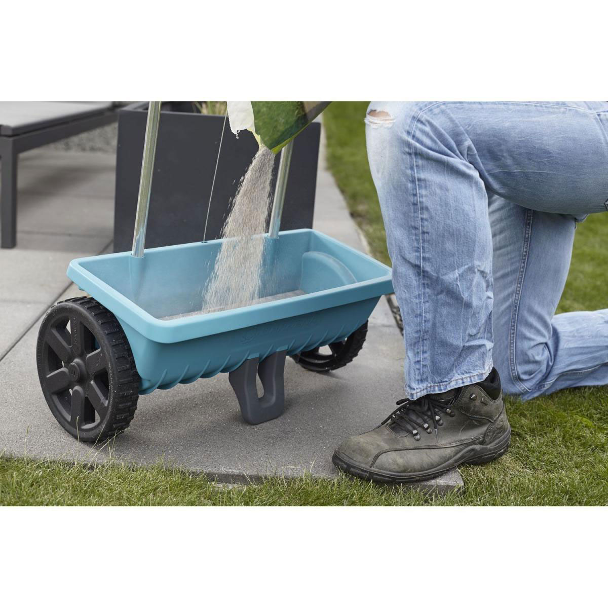 Gardena  Streuwagen L Bild 5