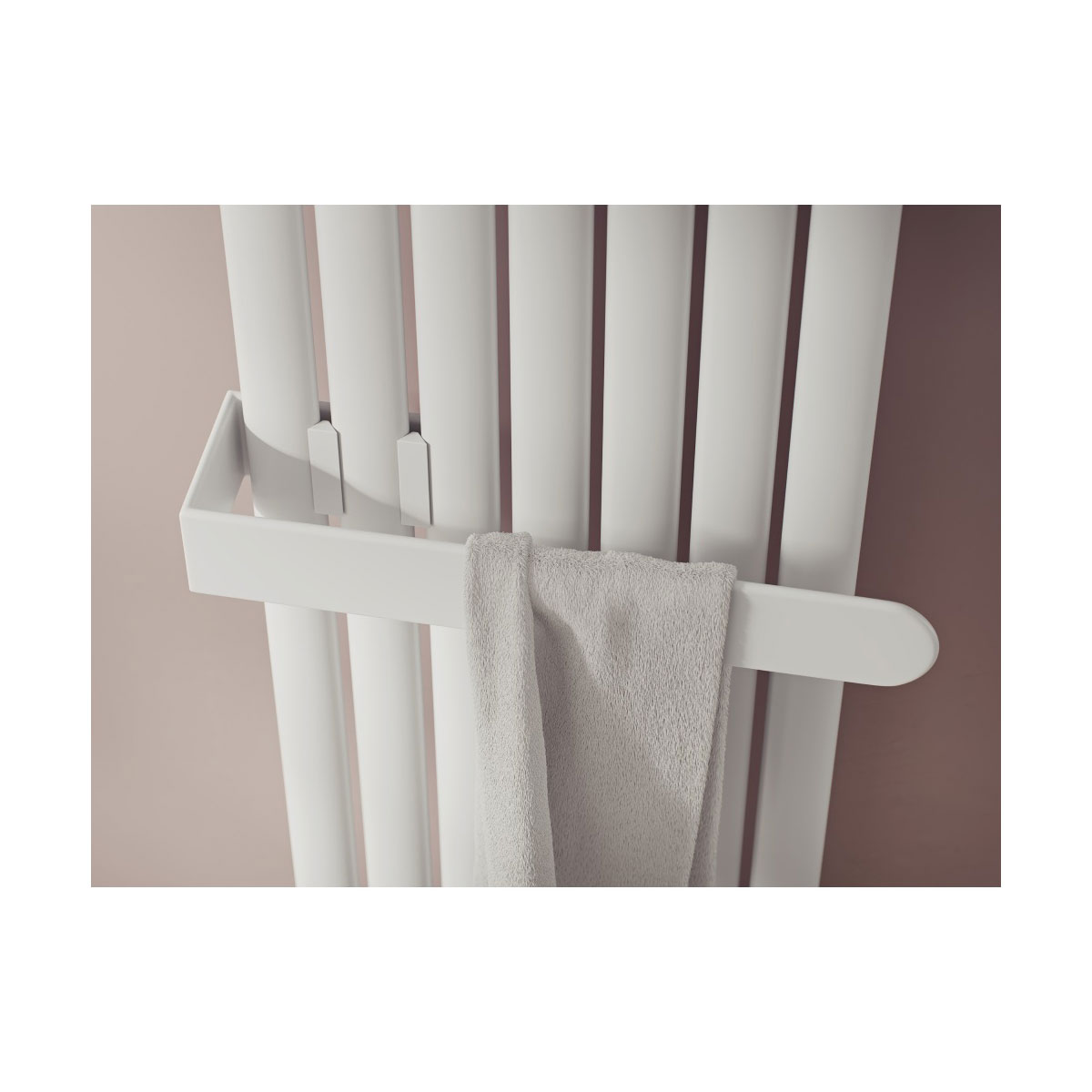 Ximax Heizkörper Zubehör Handtuchhalter für Fortuna einseitig offen 526 mm Weiß