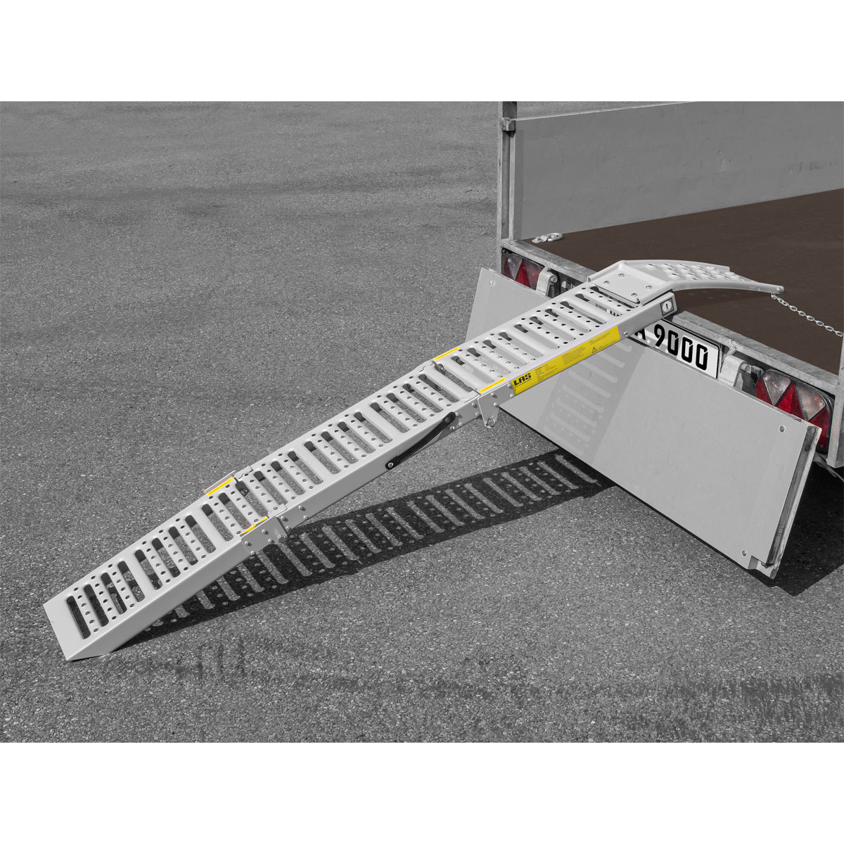 APA 10607 Auffahrrampe klappbar Bild 3