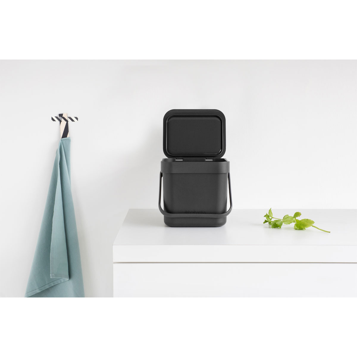 Brabantia Abfalleimer Sort & Go 18,8 x 18,1 x 13,9 cm grau Bild 5