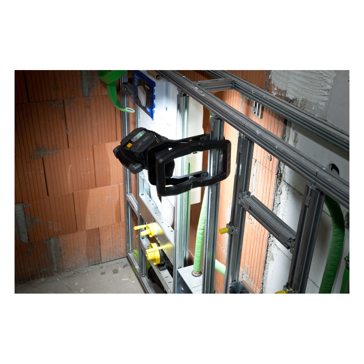 Brennenstuhl Mobiler Akku LED Arbeitsstrahler CL 4050 MA Bild 10