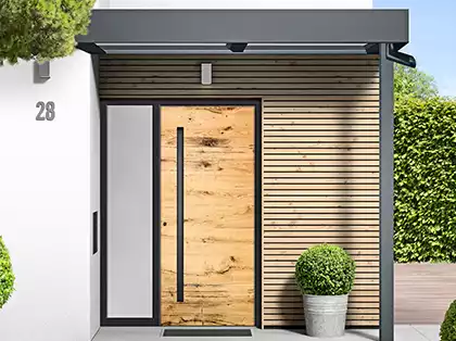 Hauseingangstür aus Holz