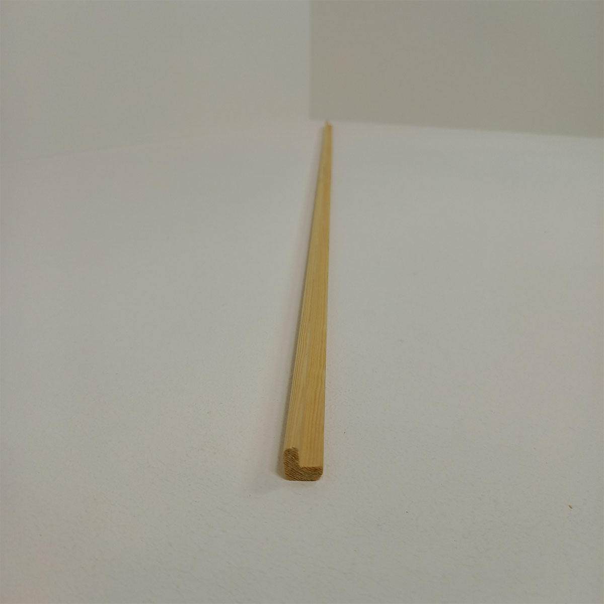 Modelbauleiste Winkel Kiefer 12 x 12 x 1000 mm Bild 2