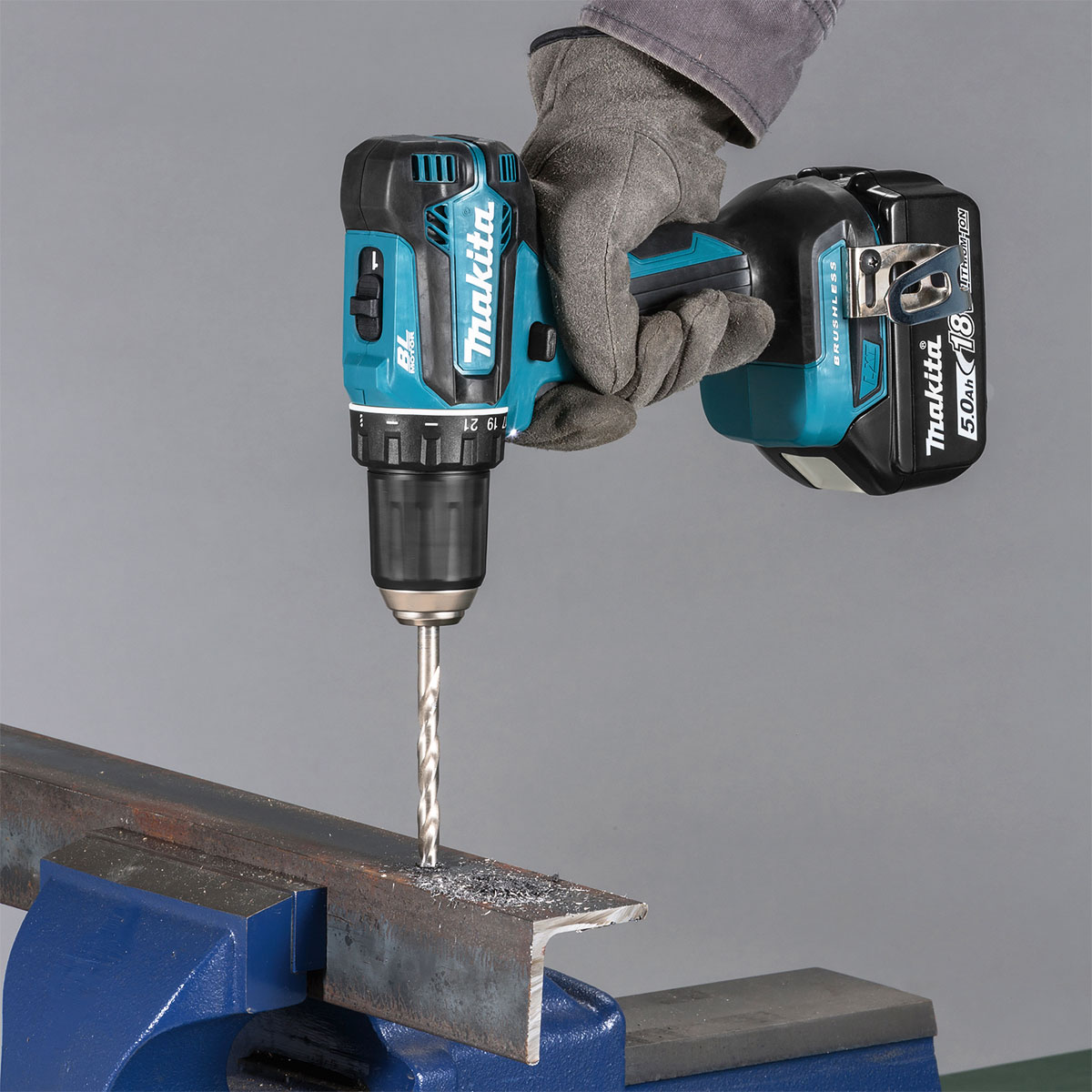 Makita Akku- Bohrschrauber 18V 3,0 Ah inkl. 2 Akkus und Ladegerät Bild 4