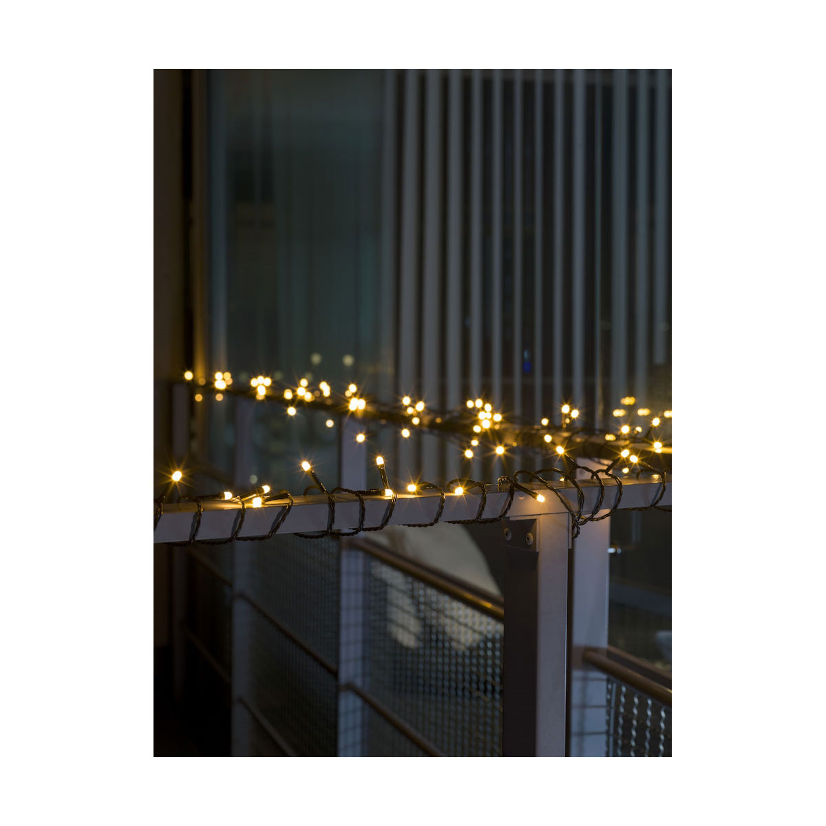Konstsmide Micro LED Licherkette gefrostet 200 bernsteinfarbene Dioden |  405941 | Lichternetze