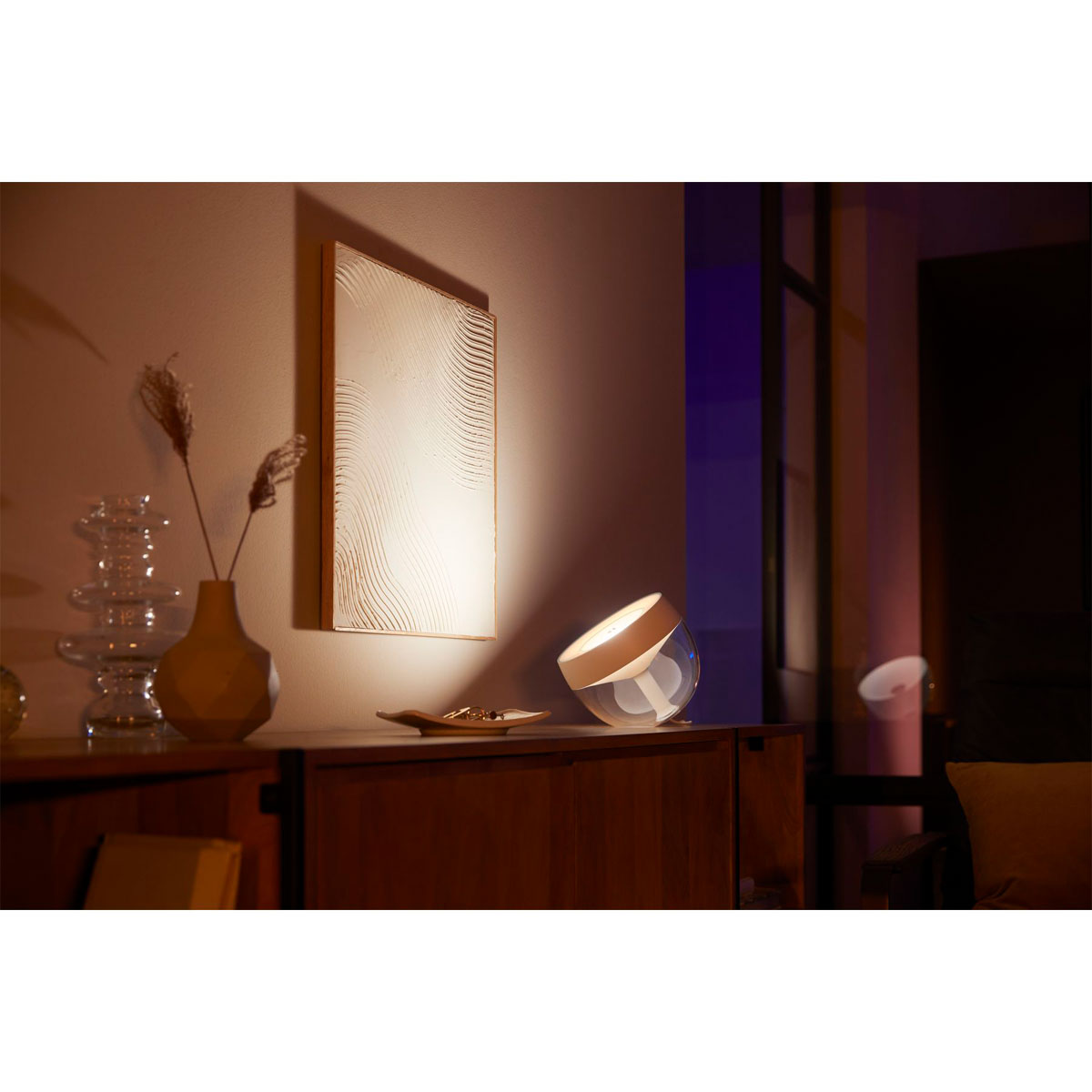 Philips Hue LED-Tischleuchte Iris transparent Bild 6