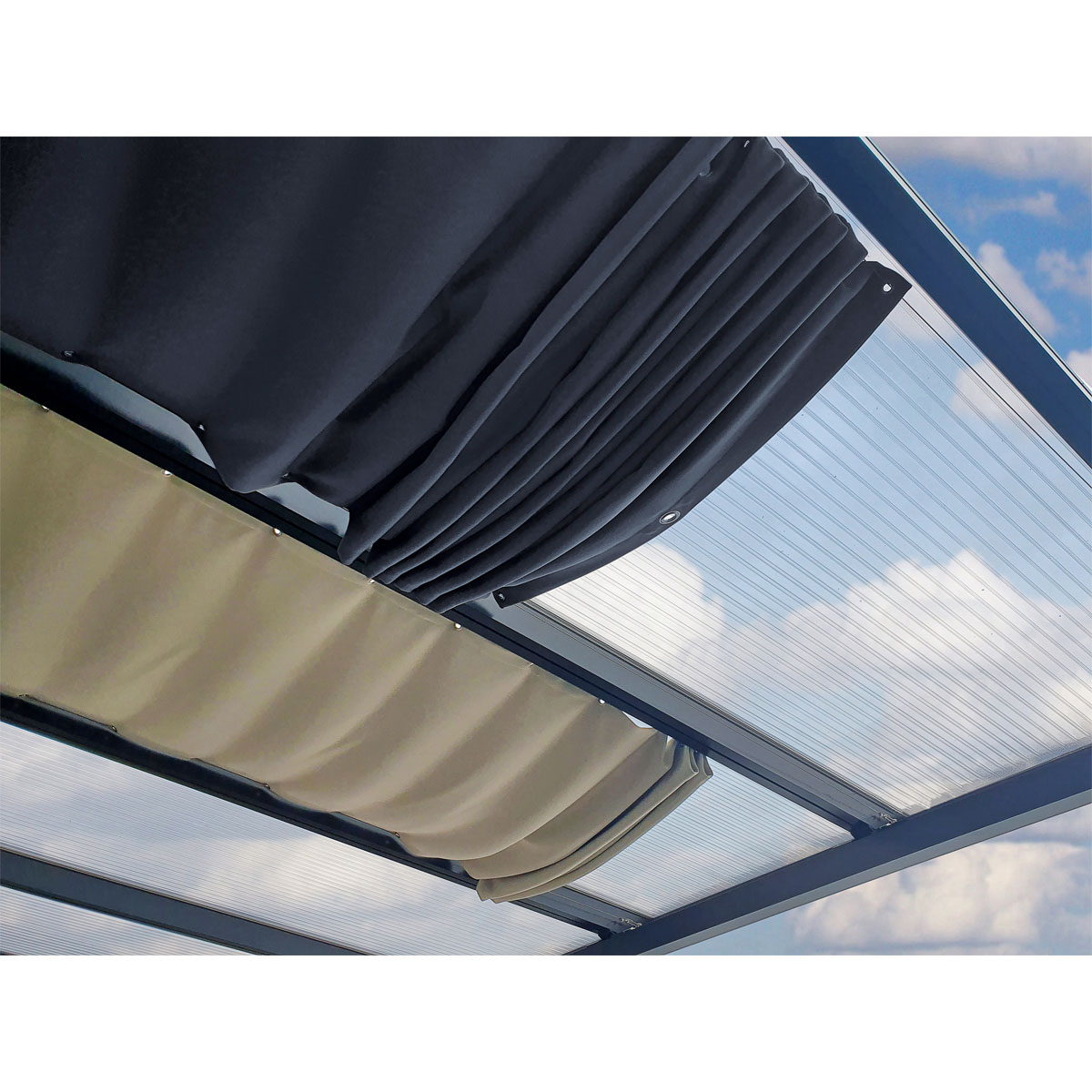 gutta Maßgefertigte Seilspannmarkise sand Bild 2