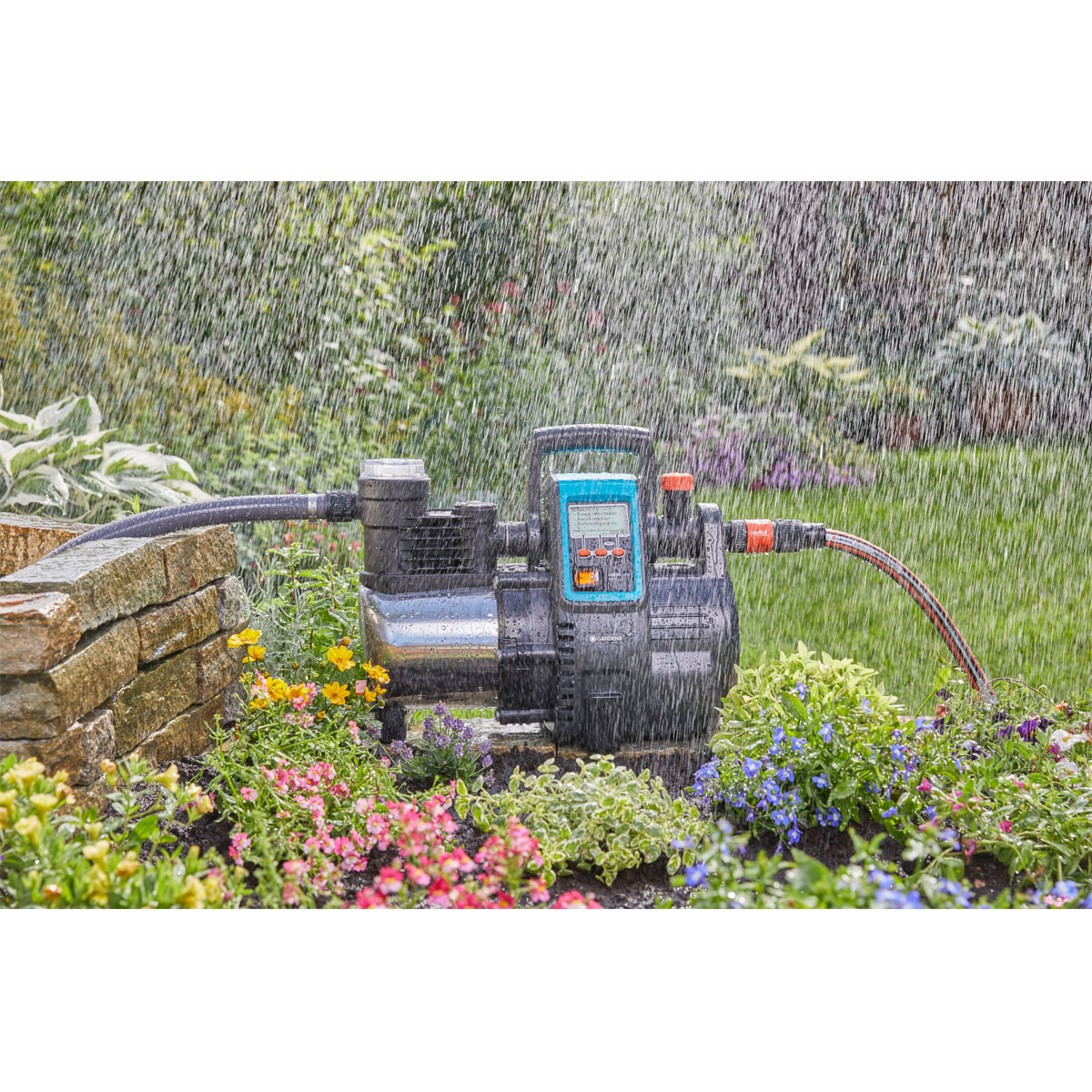 Gardena  Haus- und Gartenautomat 6000/6 LCD Inox Bild 3