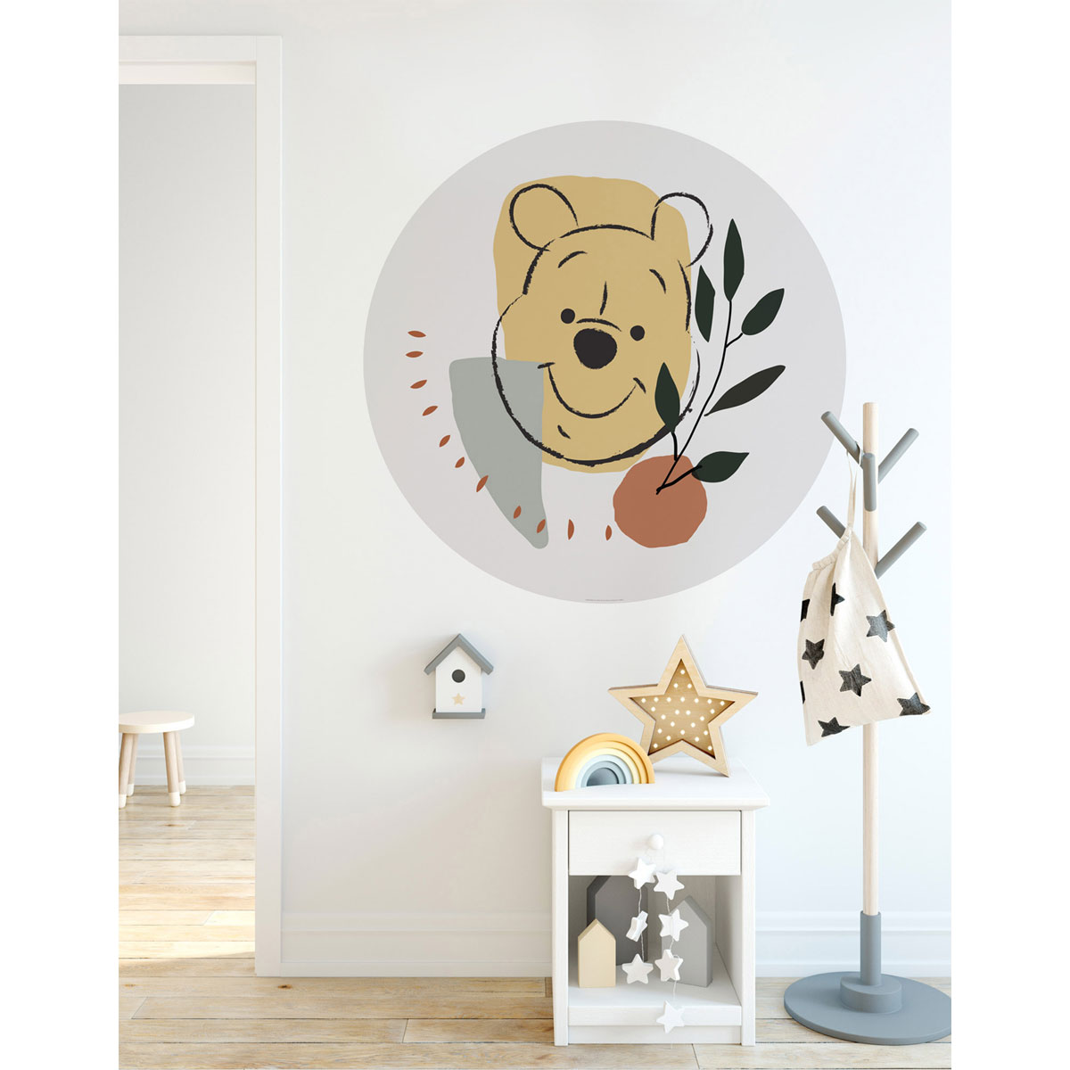 Komar Selbstklebende Vlies Fototapete rund Winnie the Pooh Smile Durchmesser 125 cm