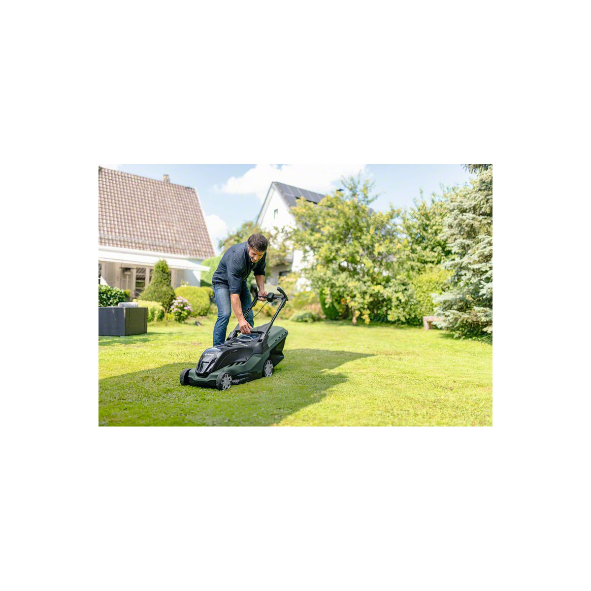 Bosch  Akku-Rasenmäher-Set Advanced Rotak 36-650 3-teilig Bild 2