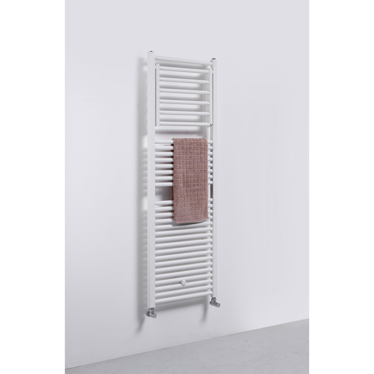 Ximax  Badheizkörper Bianca 1454 x 500 mm 680-730 Watt inkl Klapp-Element Weiß Bild 3