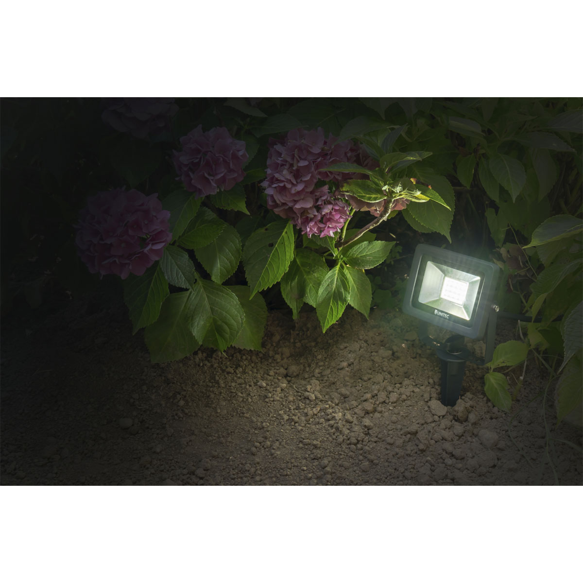 Unitec LED Strahler mit Erdspiess 10W 800 lm Bild 3