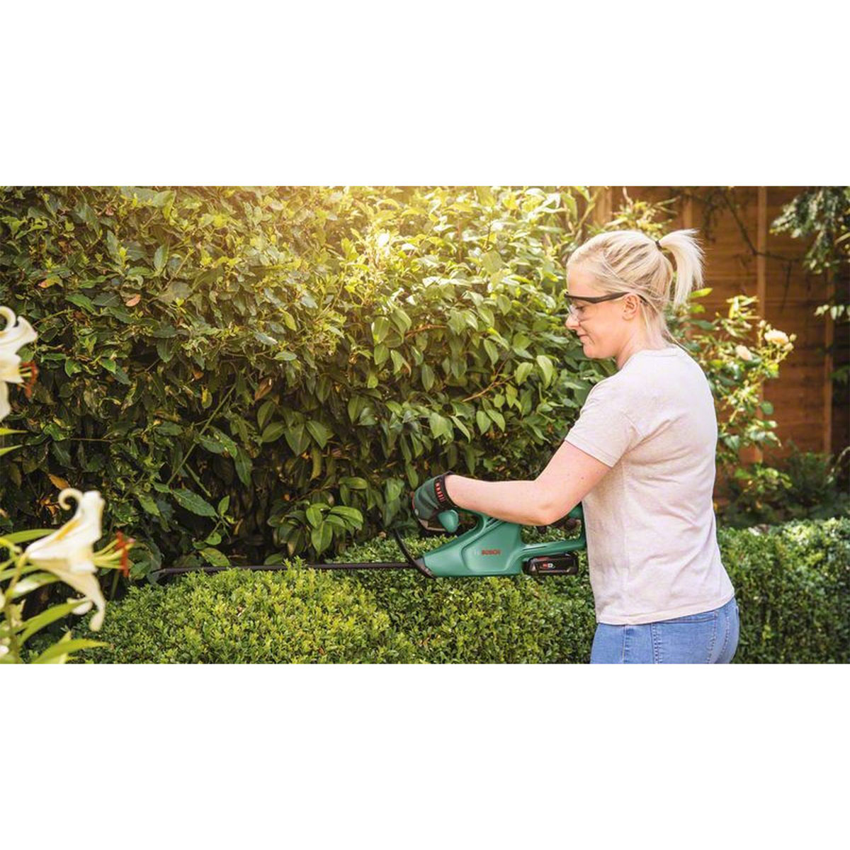 Bosch   Akku-Heckenschere EasyHedgeCut 18-45 ohne Akku Bild 5