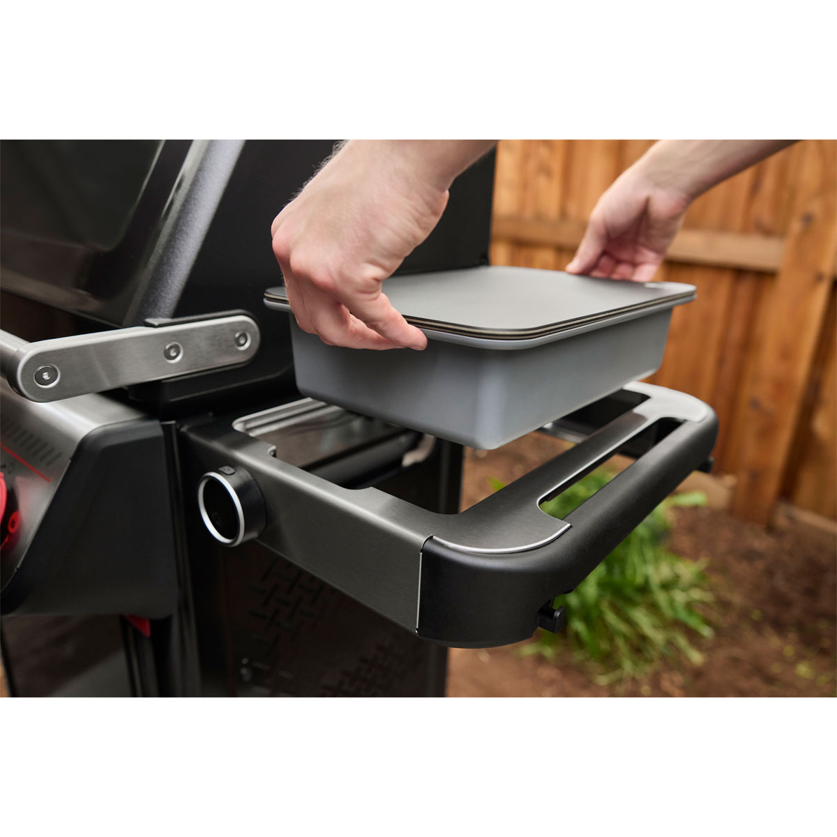 Weber  WORKS Box und Schneidebrett einsetzbar in Seitentisch Bild 8