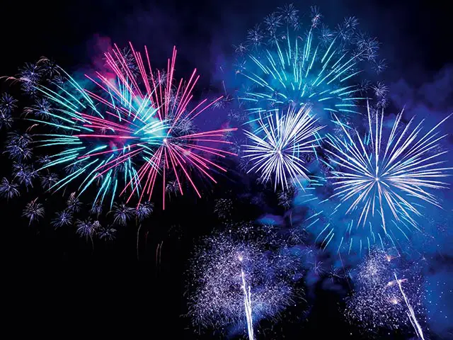 Feuerwerkschießen BayWa Bau & Garten