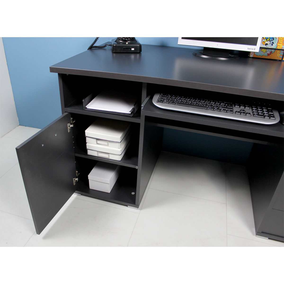 Schreibtisch Tipp abschließbar und mit Tastaturauszug x K000069900 145 x | 70 75 Sonoma-Eiche-Nachbildung/weiß cm